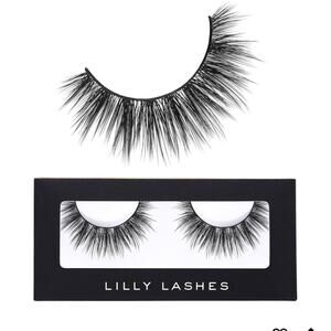 lilly lashes Atlanta style NEW!!! I have over 20 of this style